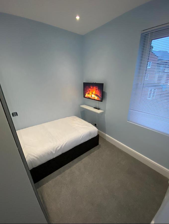 Private & Modern En-Suite Rooms Town Centre Self Check-In Barnsley Luaran gambar