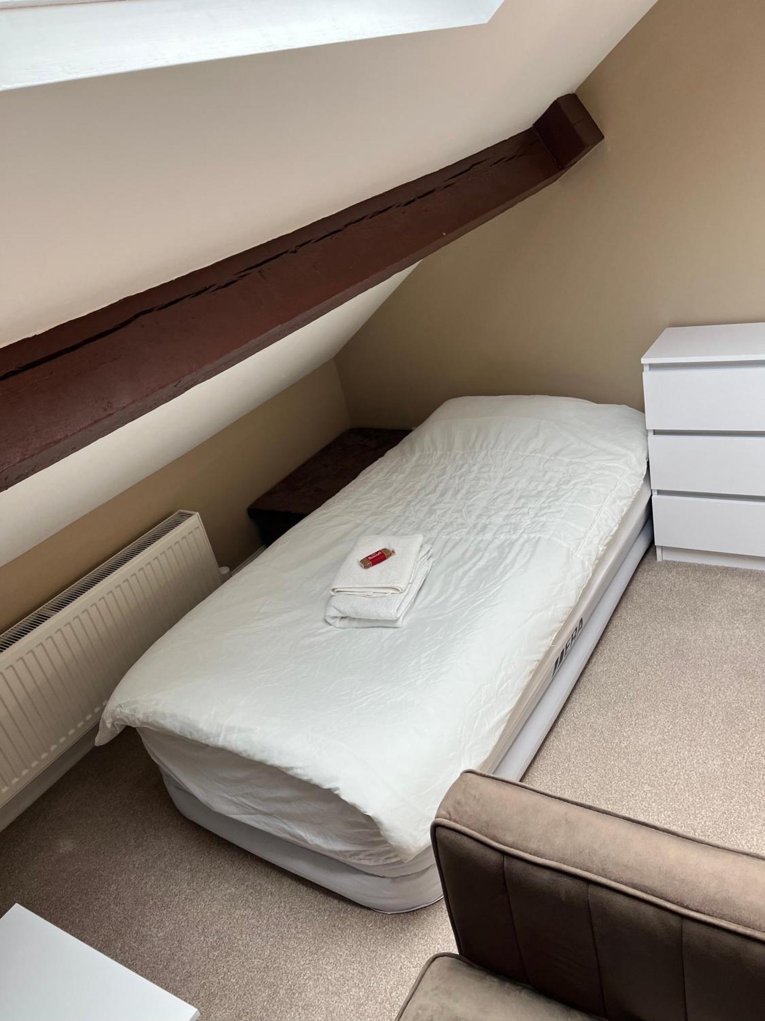 Private & Modern En-Suite Rooms Town Centre Self Check-In Barnsley Luaran gambar